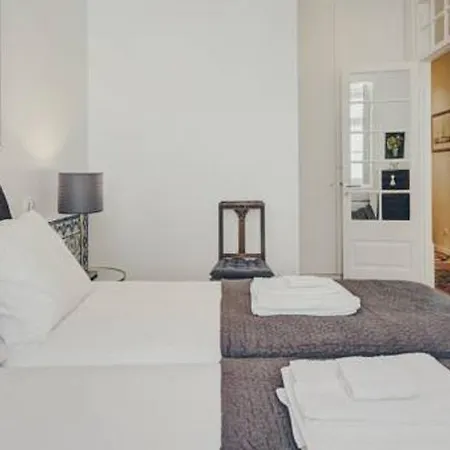Madalena Center *